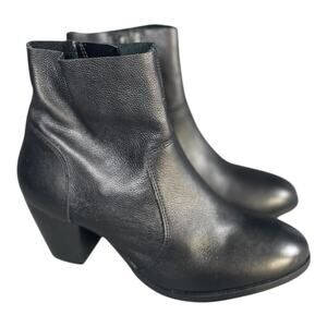 Diba Women’s Black Leather Ankle Boots Size-7.5M